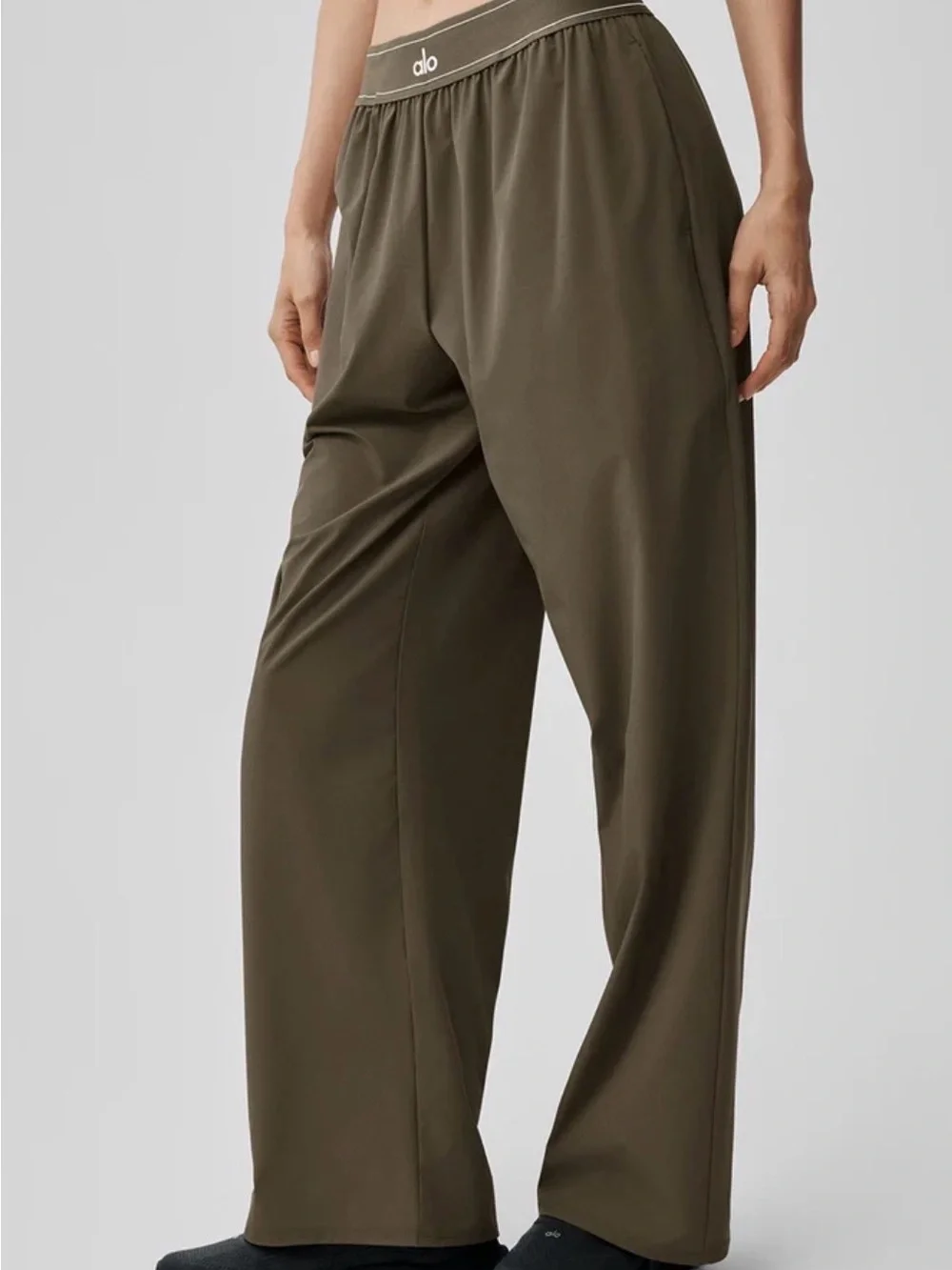 ALO Yoga Olive Green Wide-Leg Lounge pants